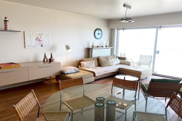 Foto van Waveside Corner Appartement - Vakantiehuis in Nieuwpoort - LivingRoom