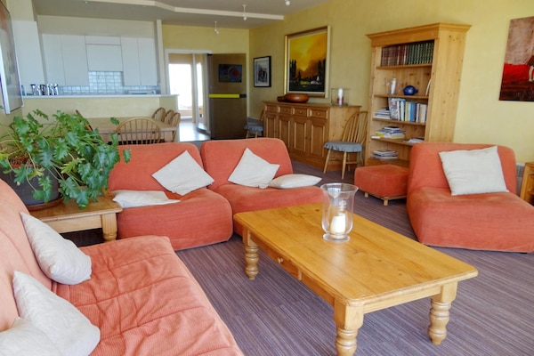 Foto van Kustcomfort met parkeergelegenheid - Vakantiehuis in Nieuwpoort - LivingRoom