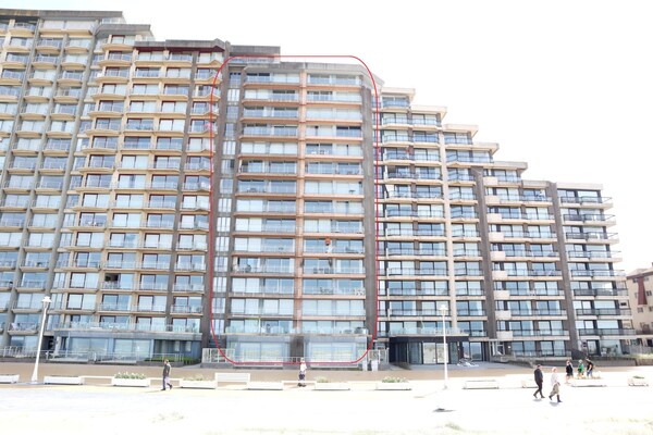 Foto van Kustcomfort met parkeergelegenheid - Vakantiehuis in Nieuwpoort - ExteriorSummer