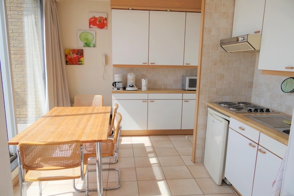 Foto van Appartement in Nieuwpoort aan het Strand - Vakantiehuis in Nieuwpoort - Kitchen
