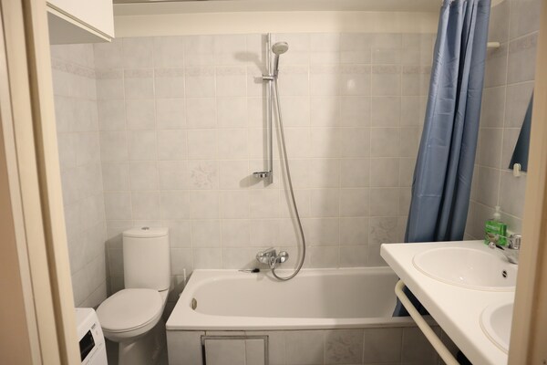 Foto van Appartement in Nieuwpoort vlakbij de jachthaven - Vakantiehuis in Nieuwpoort - BathRoom