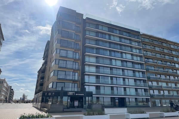 Foto van Appartement in Nieuwpoort met uitzicht op zee - Vakantiehuis in Nieuwpoort - ExteriorSummer
