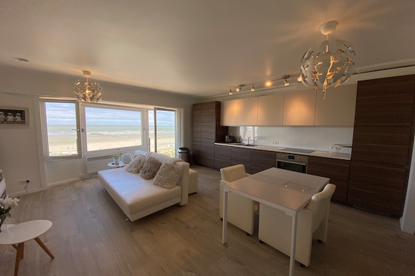 Foto van Appartement met zeezicht in Nieuwpoort - Vakantiehuis in NIEUWPOORT - LivingRoom