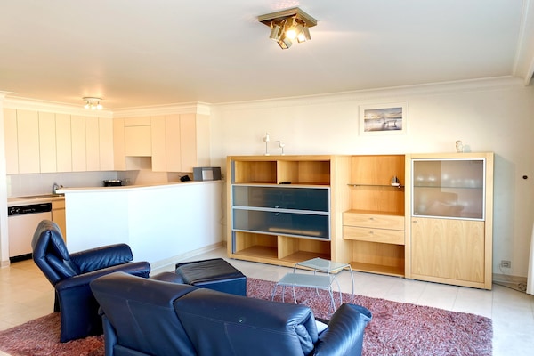 Foto van Appartement met zeezicht op de Zeedijk - Vakantiehuis in NIEUWPOORT - LivingRoom