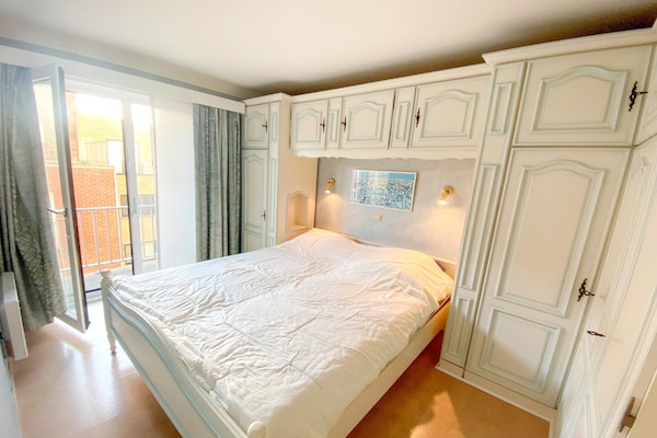 Foto van Appartement met zeezicht op de Zeedijk - Vakantiehuis in NIEUWPOORT - BedRoom