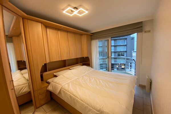Foto van Stijlvol appartement met uitzicht op de Noordzee - Vakantiehuis in NIEUWPOORT - BedRoom