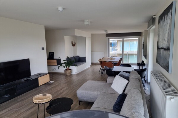 Foto van Ontspannend appartement aan het strand - Vakantiehuis in Nieuwpoort - LivingRoom