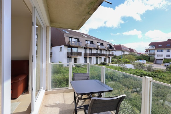 Foto van Appartement bij Belgische kust met terras - Vakantiehuis in OOSTDUINKERKE - TerraceBalcony
