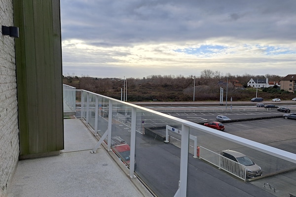 Foto van Appartement met zeezicht in Oostduinkerke - Vakantiehuis in OOSTDUINKERKE - TerraceBalcony