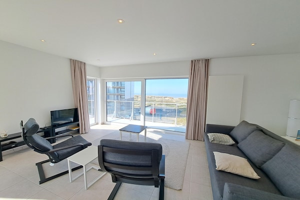 Foto van Appartement met zeezicht in Oostduinkerke - Vakantiehuis in OOSTDUINKERKE - LivingRoom