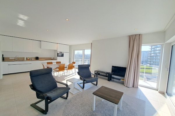 Foto van Appartement met zeezicht in Oostduinkerke - Vakantiehuis in OOSTDUINKERKE - LivingRoom
