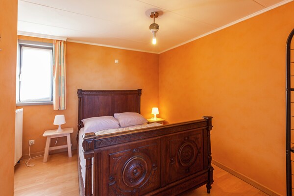 Foto van Landhuis in Kruiskerke bij bos en meer - Vakantiehuis in Kruiskerke - BedRoom