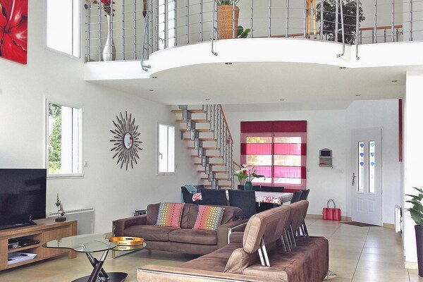 Foto van Modern huis bij Baai van La Baule - Vakantiehuis in Pénestin - LivingRoom