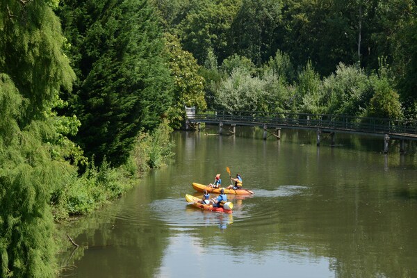 Foto van Landgoed in Landeleau bij Aulne Rivier - Vakantiehuis in Landéleau - AreaSummer1KM