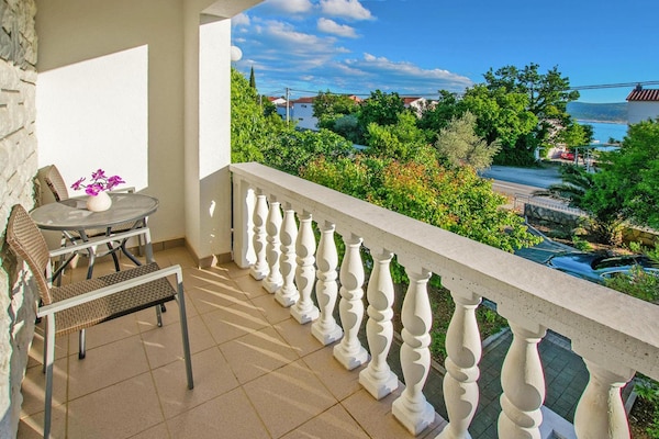 Foto van Appartement in Seline bij Paklenica Park - Vakantiehuis in Seline - TerraceBalcony