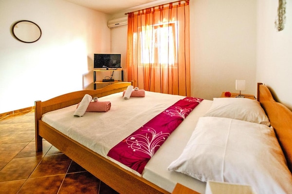 Foto van Appartement in Seline bij Paklenica Park - Vakantiehuis in Seline - BedRoom