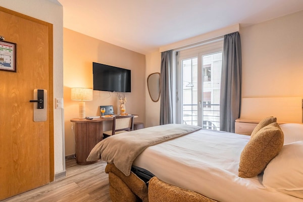 Foto van Appartement moderne - AC-1BR-4P- Genève - Vakantiehuis in Genève - LivingRoom