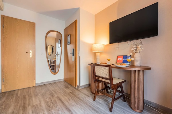 Foto van Appartement moderne - AC-1BR-4P- Genève - Vakantiehuis in Genève - LivingRoom