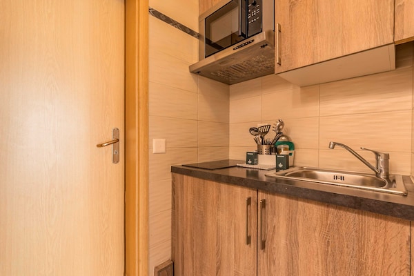 Foto van Appartement moderne - AC-1BR-4P- Genève - Vakantiehuis in Genève - Kitchen