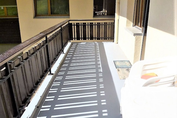 Foto van Studio in Veysonnaz bij Skipistes & Gondel - Vakantiehuis in Veysonnaz - TerraceBalcony