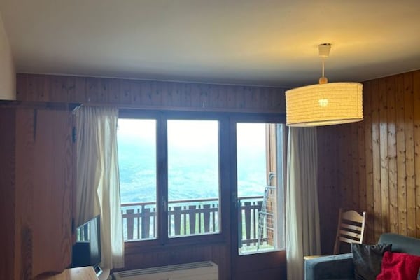 Foto van Studio in Veysonnaz bij Skipistes & Gondel - Vakantiehuis in Veysonnaz - LivingRoom