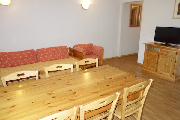 Foto van Aangenaam appartement met sauna - Vakantiehuis in Haute-Nendaz - DiningRoom