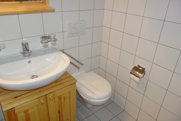 Foto van Aangenaam appartement met sauna - Vakantiehuis in Haute-Nendaz - BathRoom