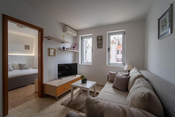 Foto van Appartement aan zee in Rovinj voor 3 personen - Vakantiehuis in Rovinj - LivingRoom