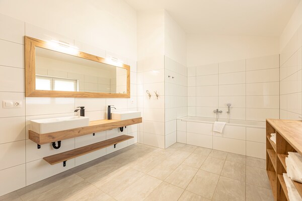 Foto van Chalet in Inzell met Zwembad & Alpenzicht - Vakantiehuis in Inzell - BathRoom