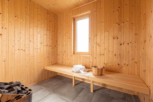 Foto van Chalet in Inzell met Zwembad & Alpenzicht - Vakantiehuis in Inzell - Sauna