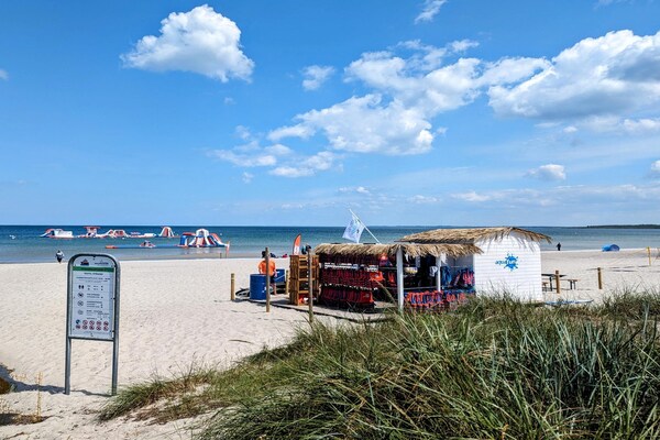 Foto van Vakantiehuis in Boltenhagen aan het zandstrand - Vakantiehuis in Ostseebad Boltenhagen - AreaSummer5KM