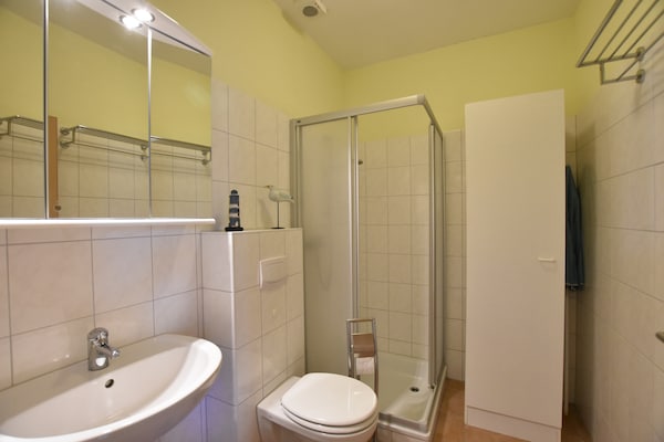Foto van Gezellig appartement in Zierow met buitenhaard - Vakantiehuis in Zierow - BathRoom