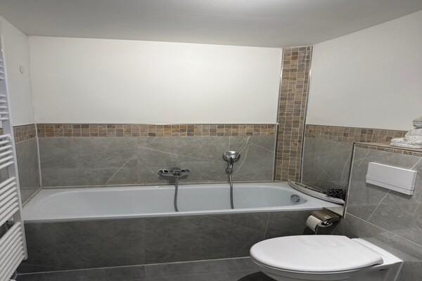 Foto van Charmant appartement in de Harz - Vakantiehuis in Thale - BathRoom