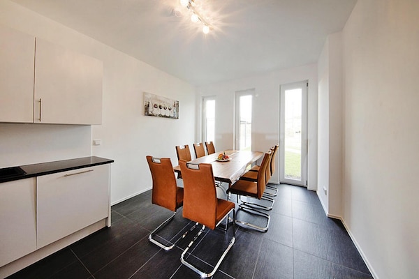 Foto van Appartement in Strausberg met ontbijt inbegrepen - Vakantiehuis in Strausberg - Kitchen