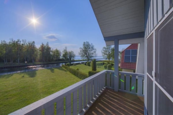 Foto van Perfect vakantiehuis voor gezinnen - Vakantiehuis in Rechlin - TerraceBalcony