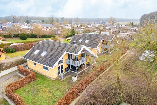 Foto van Granzow Woodland Villa - Vakantiehuis in Granzow - ExteriorSummer