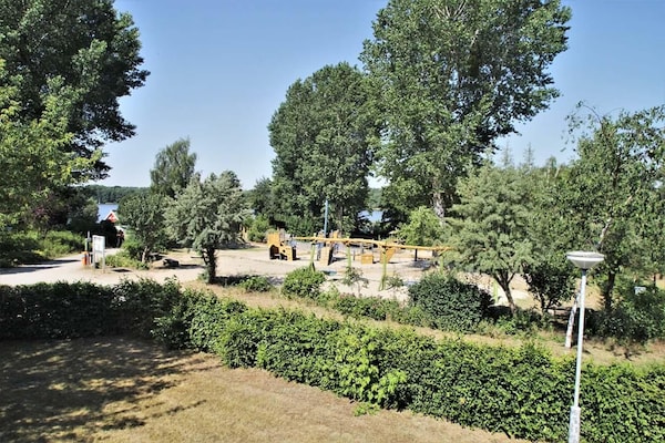Foto van Vakantiehuis in vakantiepark Mirow - Vakantiehuis in Granzow - GardenSummer