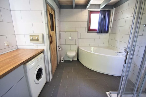 Foto van Vakantiehuis in vakantiepark Mirow - Vakantiehuis in Granzow - BathRoom