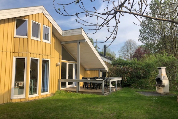 Foto van Vakantiehuis in vakantiepark Mirow - Vakantiehuis in Granzow - ExteriorSummer