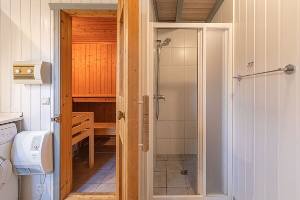 Foto van Vakantiehuis in Scandinavische stijl - Vakantiehuis in Granzow - BathRoom