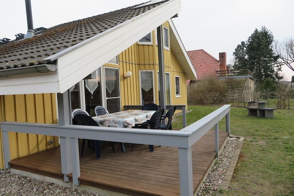 Foto van Vakantiehuis in Scandinavische stijl - Vakantiehuis in Granzow - TerraceBalcony
