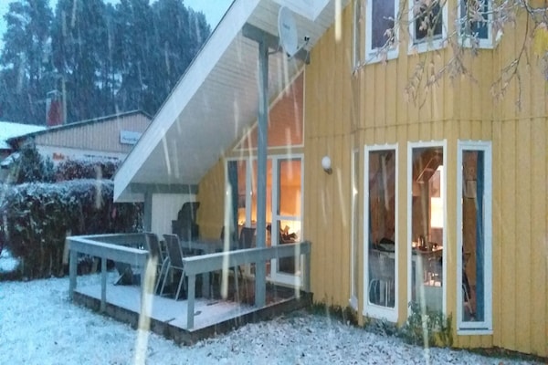 Foto van Vakantiehuis in vakantiepark Mirow - Vakantiehuis in Granzow - ExteriorWinter