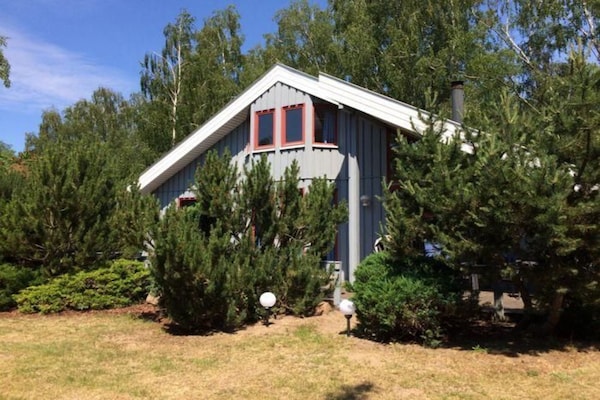 Foto van Vakantiehuis in Scandinavische stijl - Vakantiehuis in Granzow - ExteriorSummer