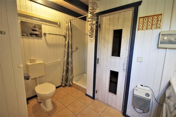 Foto van Vakantiehuis in Scandinavische stijl - Vakantiehuis in Granzow - BathRoom