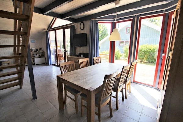 Foto van Vakantiehuis in Scandinavische stijl - Vakantiehuis in Granzow - DiningRoom