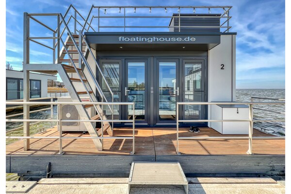 Foto van Lichte basis met toegang tot de kust - Vakantiehuis in Ribnitz-Damgarten - ExteriorSummer