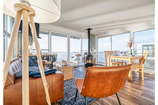 Foto van Lichte basis met toegang tot de kust - Vakantiehuis in Ribnitz-Damgarten - LivingRoom