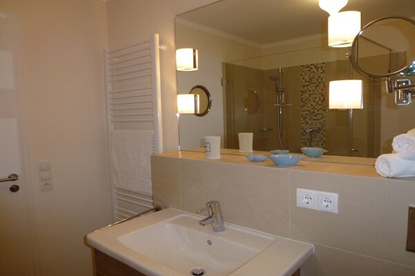 Foto van Dek 4 Moderne retraite - Vakantiehuis in Timmendorfer Strand\/Niendorf - Untagged