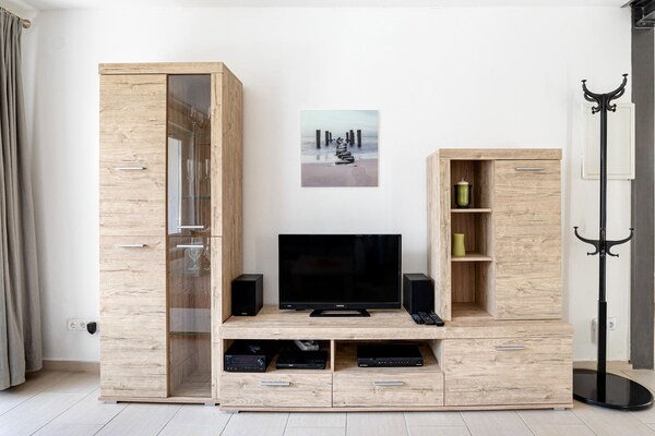 Foto van Comfort aan het meer met balkon - Vakantiehuis in Eutin - LivingRoom