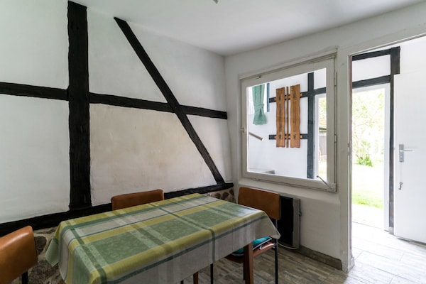 Foto van Vakantiehuis met vijver - Vakantiehuis in Klein Pravtshagen - DiningRoom